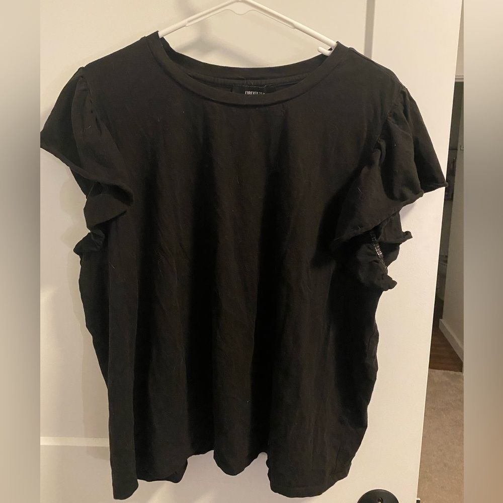 Black Blouse w Cute Sleeves